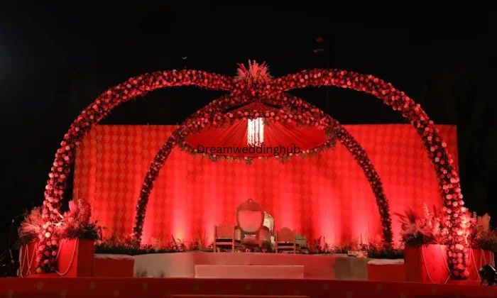 Lilleria Banquet  Garden